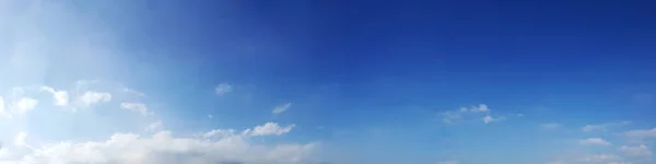 Cielo Panorámico Con Nube Día Soleado Hermosa Nube Cirros — Foto de Stock