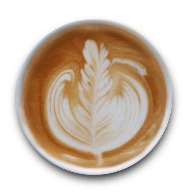 Beyaz arka planda yalıtılmış Latte sanat kahve bir kupa üst görünümü.