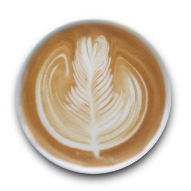 Beyaz arka planda yalıtılmış Latte sanat kahve bir kupa üst görünümü.