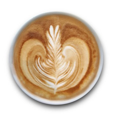 Beyaz arka planda yalıtılmış Latte sanat kahve bir kupa üst görünümü.