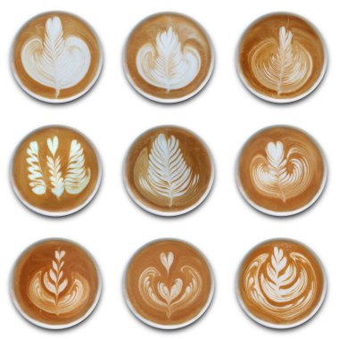 Beyaz arka plan üzerine izole latte sanat kahve kupaları koleksiyonu.