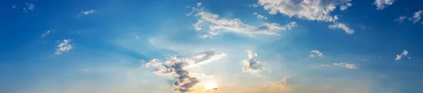 구름이 하늘의 파노라마 아름다운 180 파노라마 — 스톡 사진