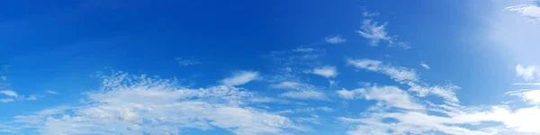 Blauer Himmel Mit Wolken Einem Sonnigen Tag Schönes 180 Grad — Stockfoto