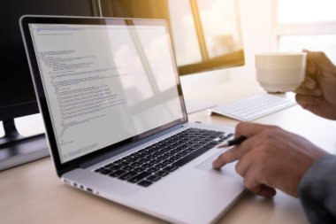 Gelişmekte olan programlama teknolojileri Web Tasarım Online teknoloji çalışma programcı