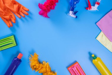 Renkli mutfak, banyo ve diğer temizlik temiz hizmet anlayışı Oda