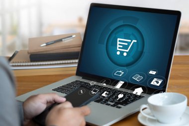 İş adamları teknoloji E-ticaret Internet küresel pazarlama satın alma planı ve banka kavramı Commerce kullanın
