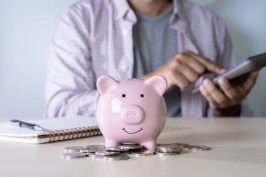 finans muhasebe genç tasarrufu için tasarruf para yatırım yönetmek