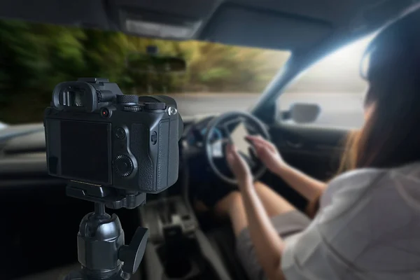 Vlogger Using Laptop Sharing Her Content Making Recording Video Her — Stock Photo, Image