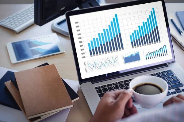 Gráfico Trabalho Empresarial Financeiro Análise Dados Estatísticas Tecnologia Informação — Fotografia de Stock