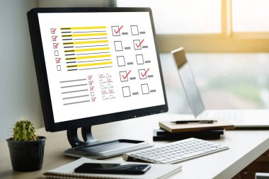 İş adamı SURVEY ve Sonuçlar Analiz Keşif Kavramı
