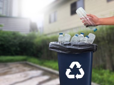 Geri dönüşümlü çöp oluşan cam tasarruf plastik plastik çevre önemsiz azaltmak