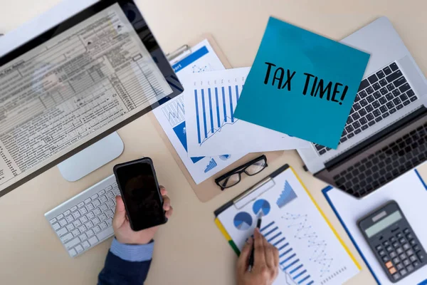 Tijd Voor Belastingen Planning Financiële Boekhouding Belastingen Zakenman Fiscale Economie — Stockfoto