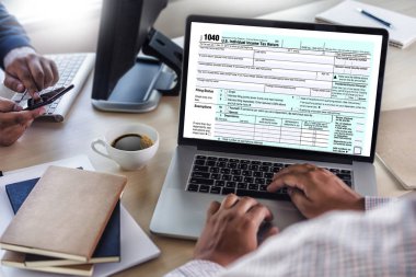 Para finansal muhasebe vergi işadamı vergi ekonomi geri ödeme karşılığı planlama vergi süre