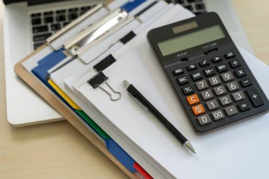 İş adamı iş rapor kağıtları, iş başarı analiz belge planları makaleler