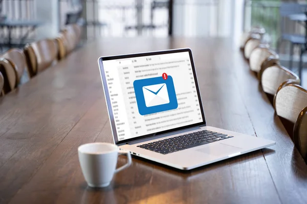 Mail Communicatie Verbindingsbericht Aan Mailing Contacten Telefoon Global Letters Concept — Stockfoto