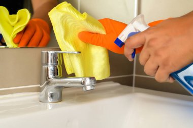 onun ev temizliği, ev temizliği yakın çekim toz losyonları