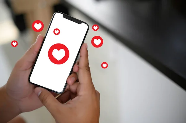 Homem Usar Mídias Sociais Rede Social Mensagem Telefone Dos Amantes — Fotografia de Stock