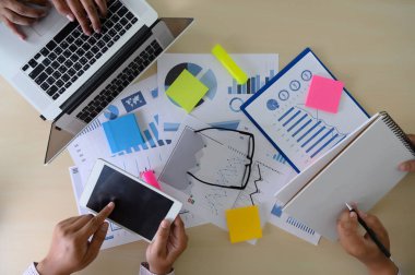 Borsa şema kağıdı analiz beyin fırtınası toplantı araştırma için araştırma