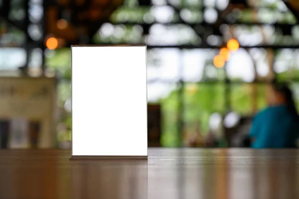 Stand Mock up Menú marco de la tarjeta de la tienda borrosa de fondo clave de diseño — Foto de Stock