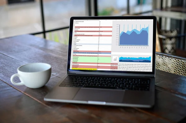 仕事ハード データ分析統計情報ビジネス テクノル — ストック写真