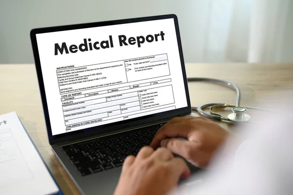 Медичні записи Інформація про пацієнта Концепція медичних технологій — стокове фото