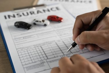 Araba kazası koruma ve sigorta poliçesi