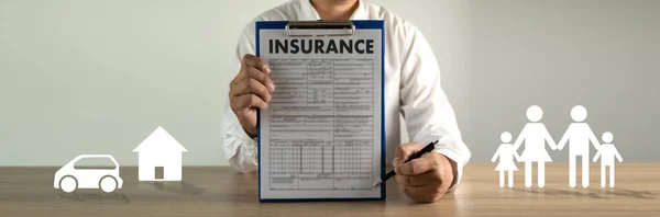 Insurance Man Protective Insurance Concept Life Insurance Health Protection — Stock Photo, Image