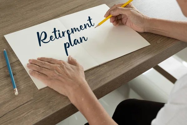 Work Retire Inscription Arrows Retirement Time Retire Concept — Stock Photo, Image