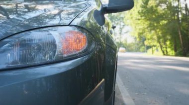 Ormanda acil durum arabası uyarısı..