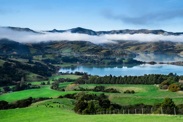 Silhueta Montanhas Manhã Enevoada Vista Das Montanhas Início Inverno Bela — Fotografia de Stock