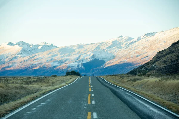 Camino Más Hermoso Montaña Nieve Nueva Zelanda Durante Atardecer — Foto de Stock