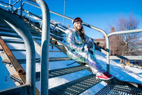 Linda Mulher Asiática Desfrutando Relaxando Vista Com Floco Neve Montanha — Fotografia de Stock