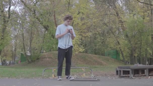 Gars Fait Skateboard — Video