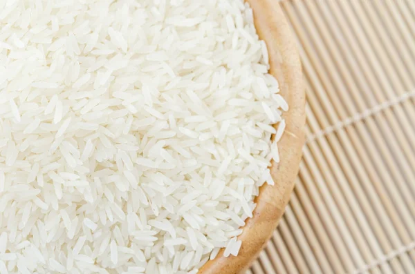 Arroz Branco Cru Tigela Madeira — Fotografia de Stock