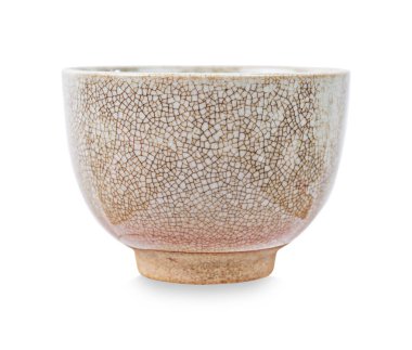 Eski vintage seramik üzerine beyaz izole.