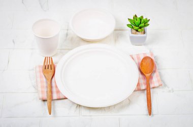 Çevre dostu biyobozunur.