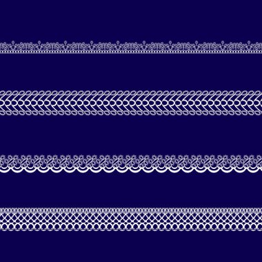 mavi bir arka plan üzerinde beyaz dantel kurdeleler kümesi