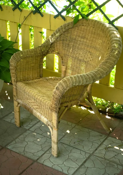 Chaise Légère Rotin Osier Dans Belvédère Jardin — Photo