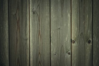 Eski tahtaların dokusu zamanla kararır