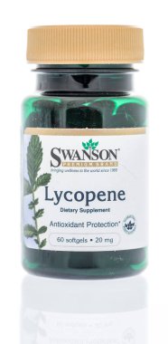 Winneconne - 24 Mayıs 2018: Swanson likopen ek izole bir arka plan üzerine bir şişe.