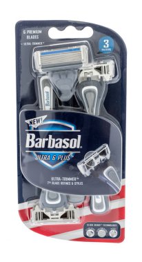 Winneconne, Wi - 4 Temmuz 2018: bir Barbasol ultra altı paketi artı izole bir arka plan üzerinde tek jilet.