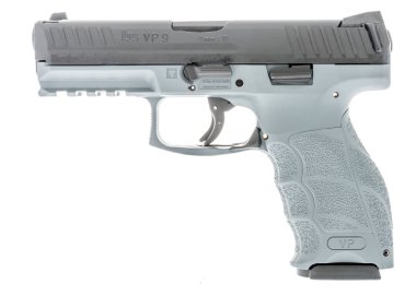 Yalıtılmış bir arka plan üzerinde 9mm Winneconne, Wi - 25 Temmuz 2018 - A Heckler ve Koch modeli Vp9 tabanca.