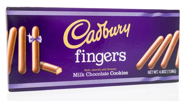 Winneconne Juli 2018 Doos Van Cadbury Vingers Melkchocolade Cookies Een — Stockfoto