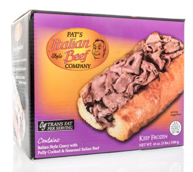 Winneconne, Wi - 30 Temmuz 2018: Pat İtalyan usulü sığır eti şirket bir kutu dilimlenmiş biftek izole bir arka plan üzerinde