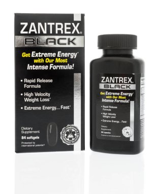 Winneconne, Wi - 7 Ağustos 2018: Zantrex Black kilo kaybı ek izole bir arka plan üzerinde bir paket