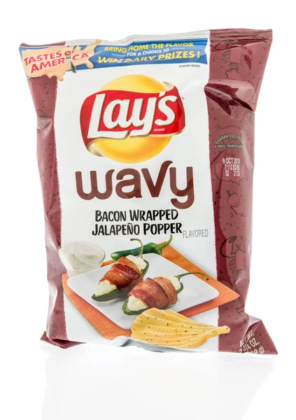 Winneconne August 2018 Bag Lay Wavy Chips Bacon Srapped Jalapeno — стоковое фото