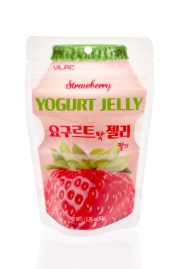 Winneconne, Wi - 5 Ocak 2019: bir paket Vilac yoğurt jöle yoğurt gummies chewy şeker izole bir arka plan üzerinde.