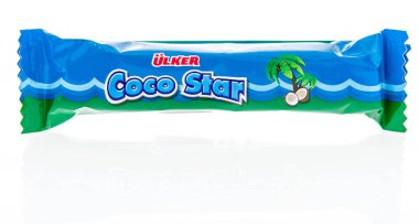 Winneconne, Wi - 5 Ocak 2019: ülker coco star şeker çubuğu izole bir arka plan üzerinde bir paket.