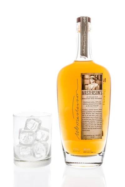 Winneconne Februari 2019 Flaska Mastersons Gamla Straight Rye Whisky Med — Stockfoto