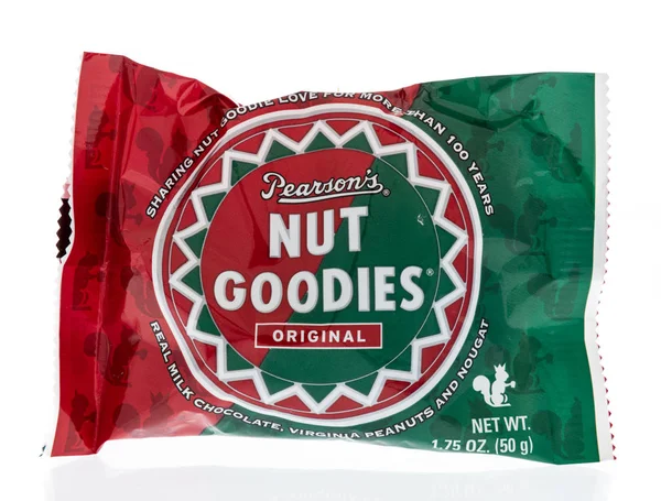 Winneconne 2019 分離の背景にオリジナルの味は Pearsons ナット グッズのパッケージ — ストック写真